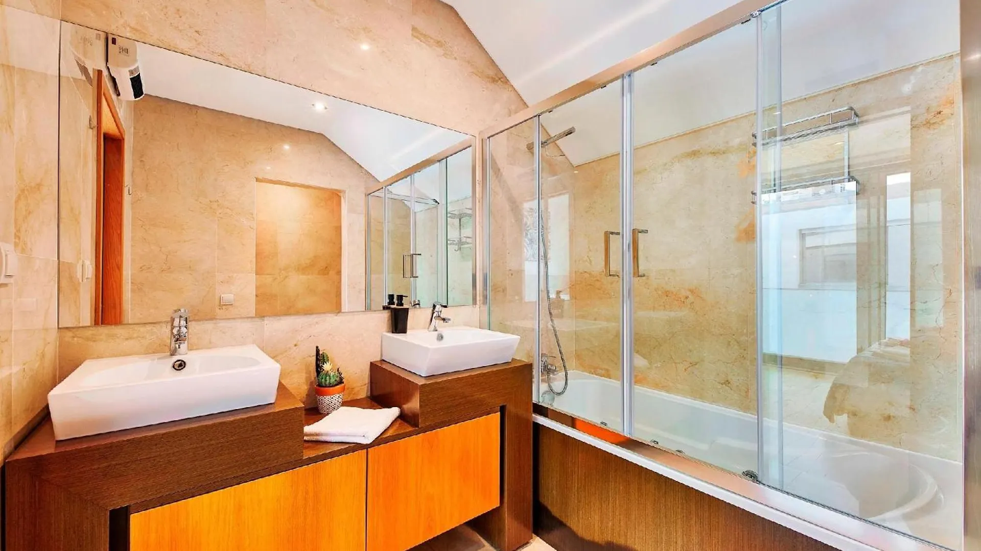 Holiday home Stylish Townhouse In Tavira Centre, Shared Pool Villa Portugal