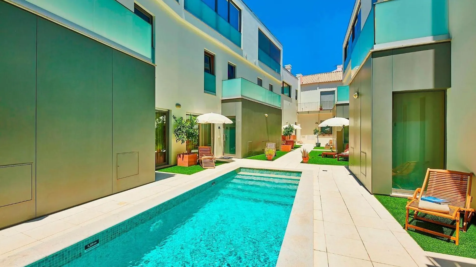 Stylish Townhouse In Tavira Centre, Shared Pool Villa Portugal